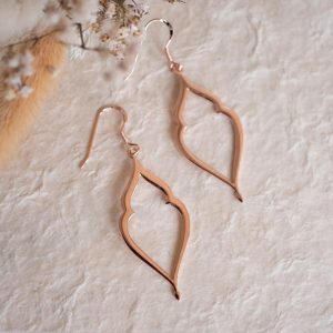 Goddess earrings rose gold