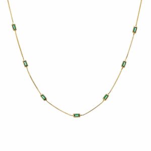 Emerald Gold Baguette detail necklace