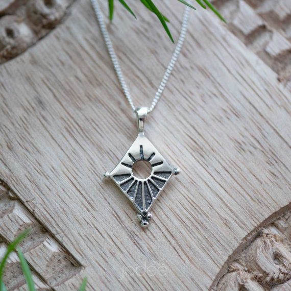 Silver boho designer Pendant necklace Passage