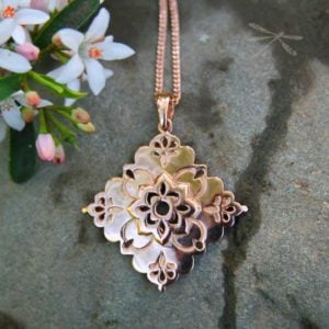 rose gold pendant intuition